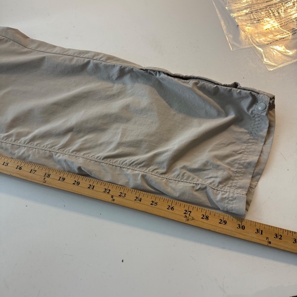 Columbia Titanium 100% Nylon Light Beige Convertible Pants Mens Large 36 x 30 - Picture 8 of 9